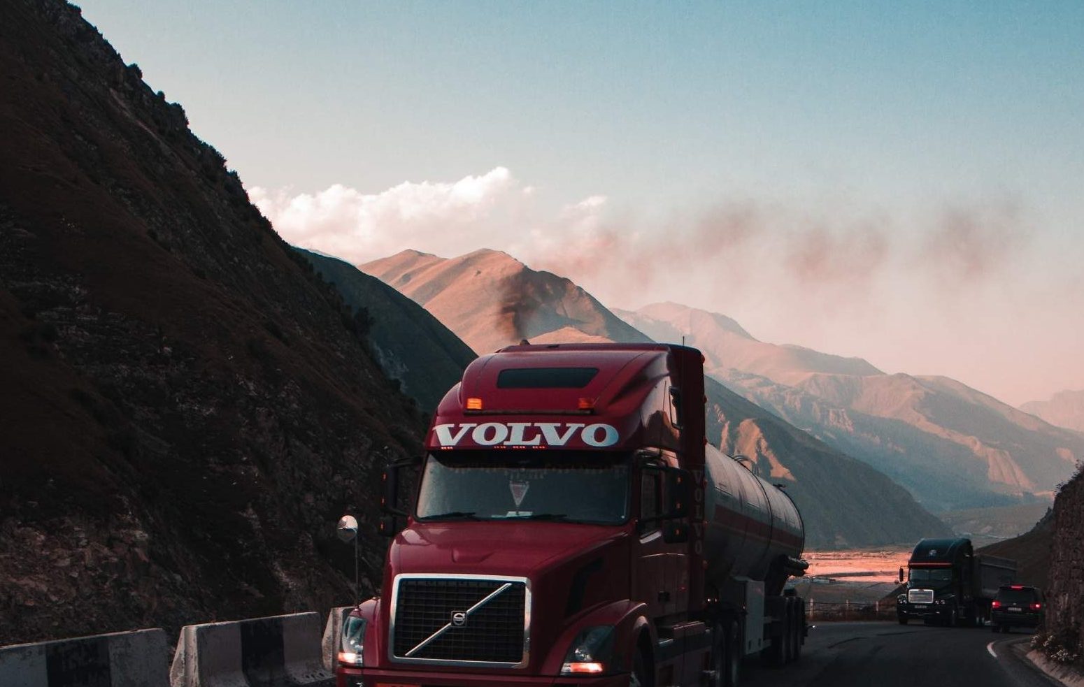 Volvo Locks Down Their Widest U.S. Order For Electric Trucks